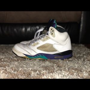 Jordan 5 Retro “Grape” Size 9.5